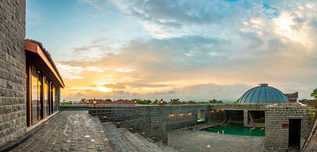 Viveda Wellness Resort 纳西克 外观 照片