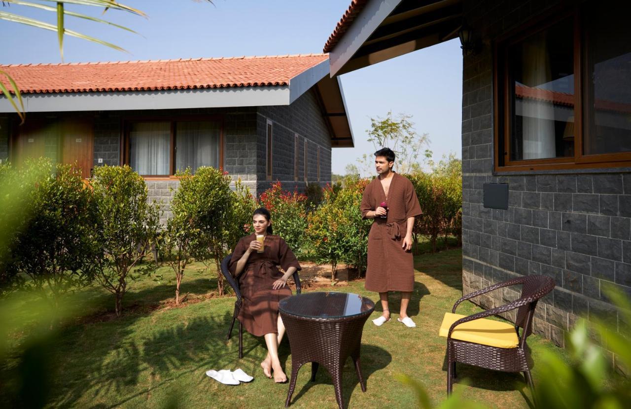 Viveda Wellness Resort 纳西克 外观 照片