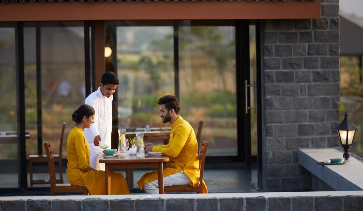 Viveda Wellness Resort 纳西克 外观 照片